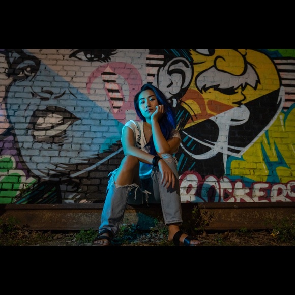 Salutations! Let me introduce myself... - Picture 2 of 4